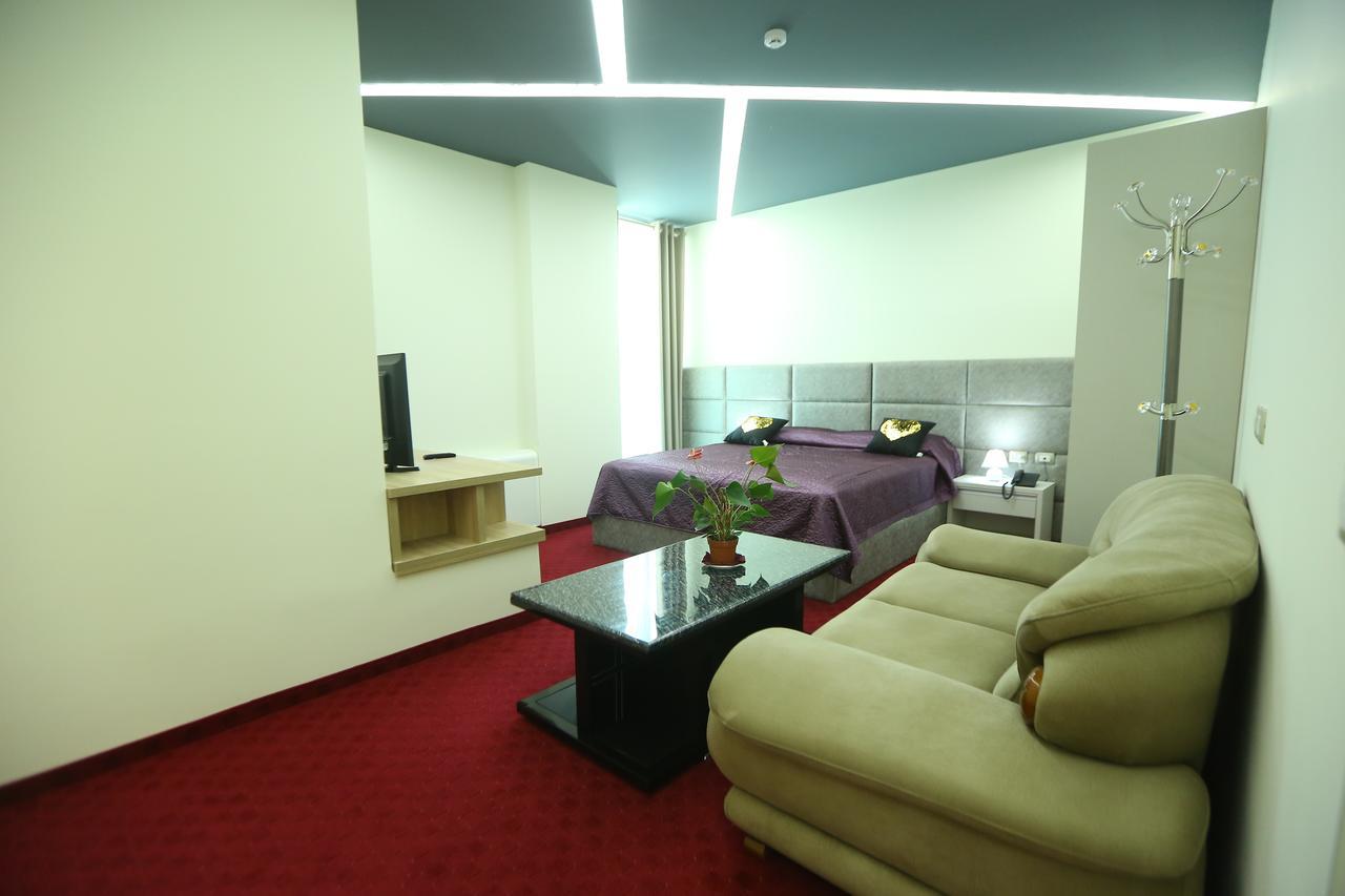 Hotel Vllaznia Shkoder Ngoại thất bức ảnh