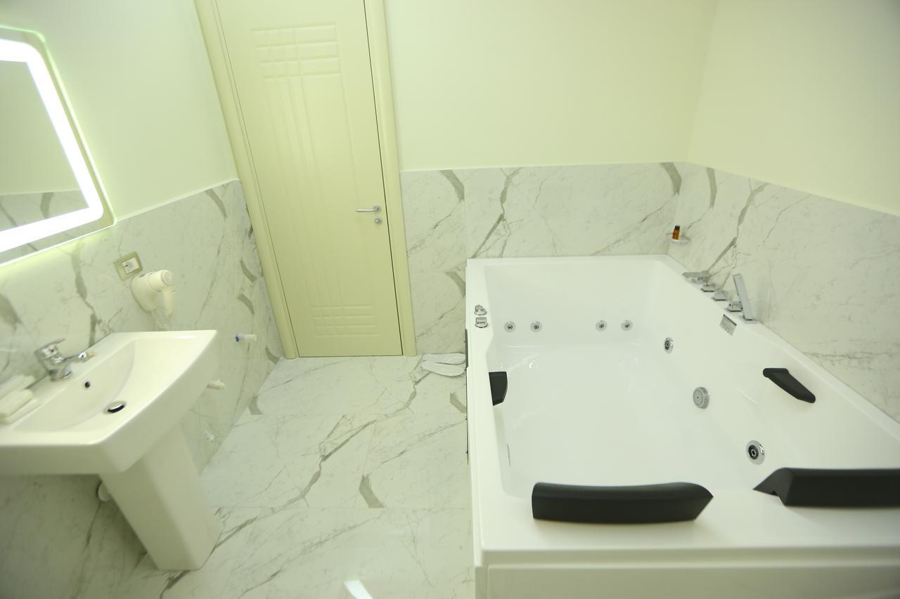 Hotel Vllaznia Shkoder Ngoại thất bức ảnh
