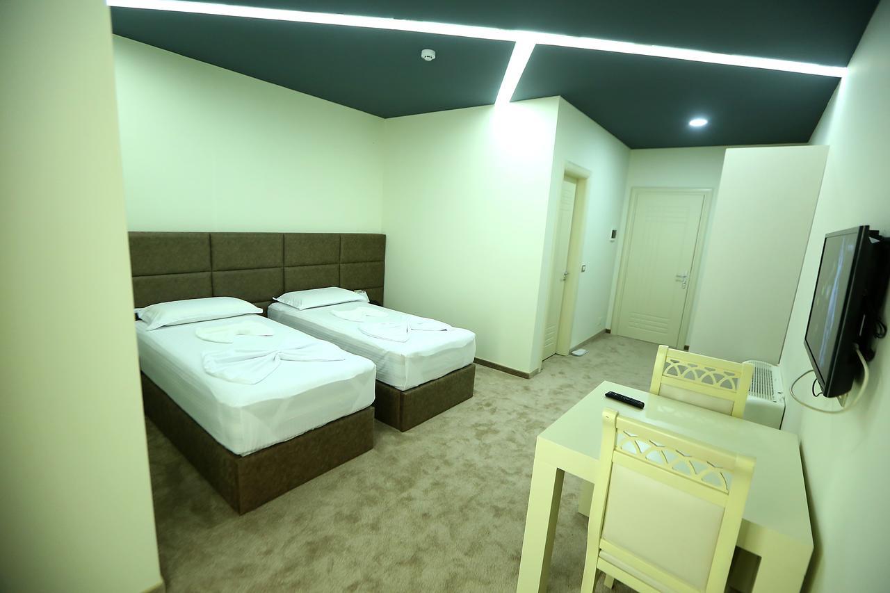 Hotel Vllaznia Shkoder Ngoại thất bức ảnh
