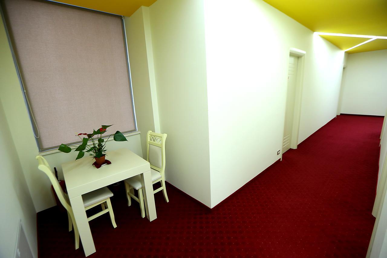Hotel Vllaznia Shkoder Ngoại thất bức ảnh