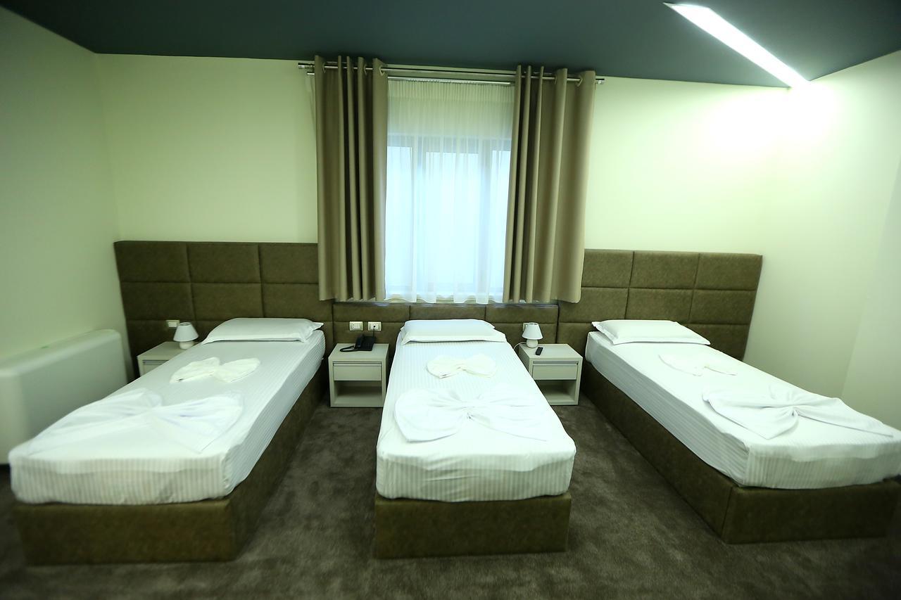 Hotel Vllaznia Shkoder Ngoại thất bức ảnh